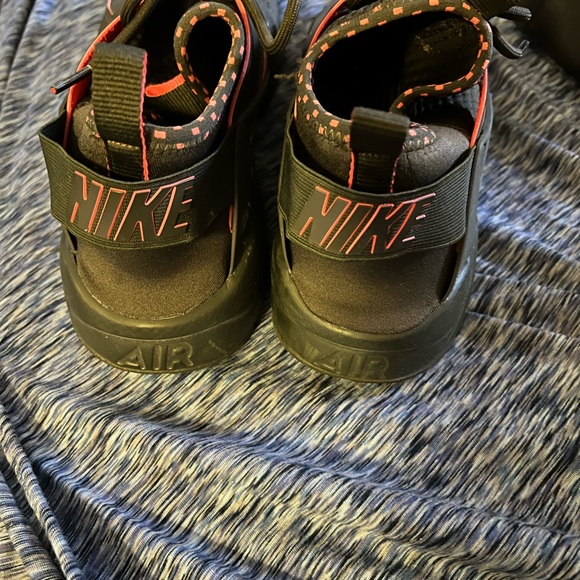 Men’s Nike huarache - Picture 2 of 3